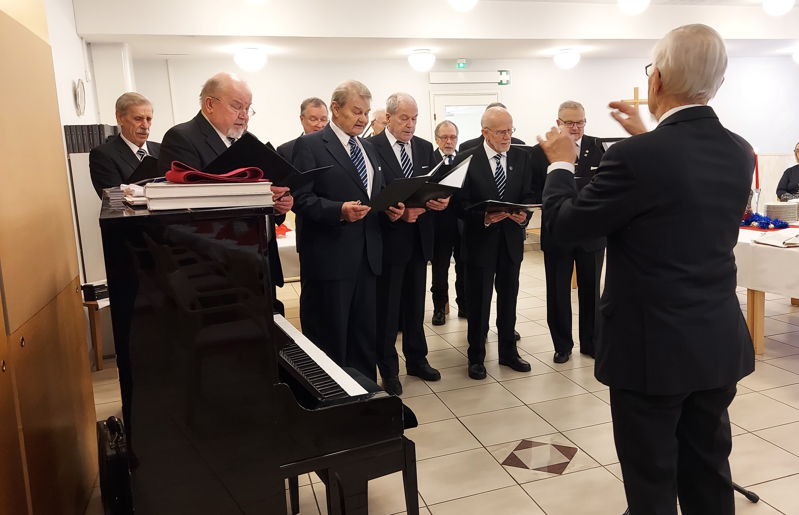 Varkauden seniorilaulajat.
