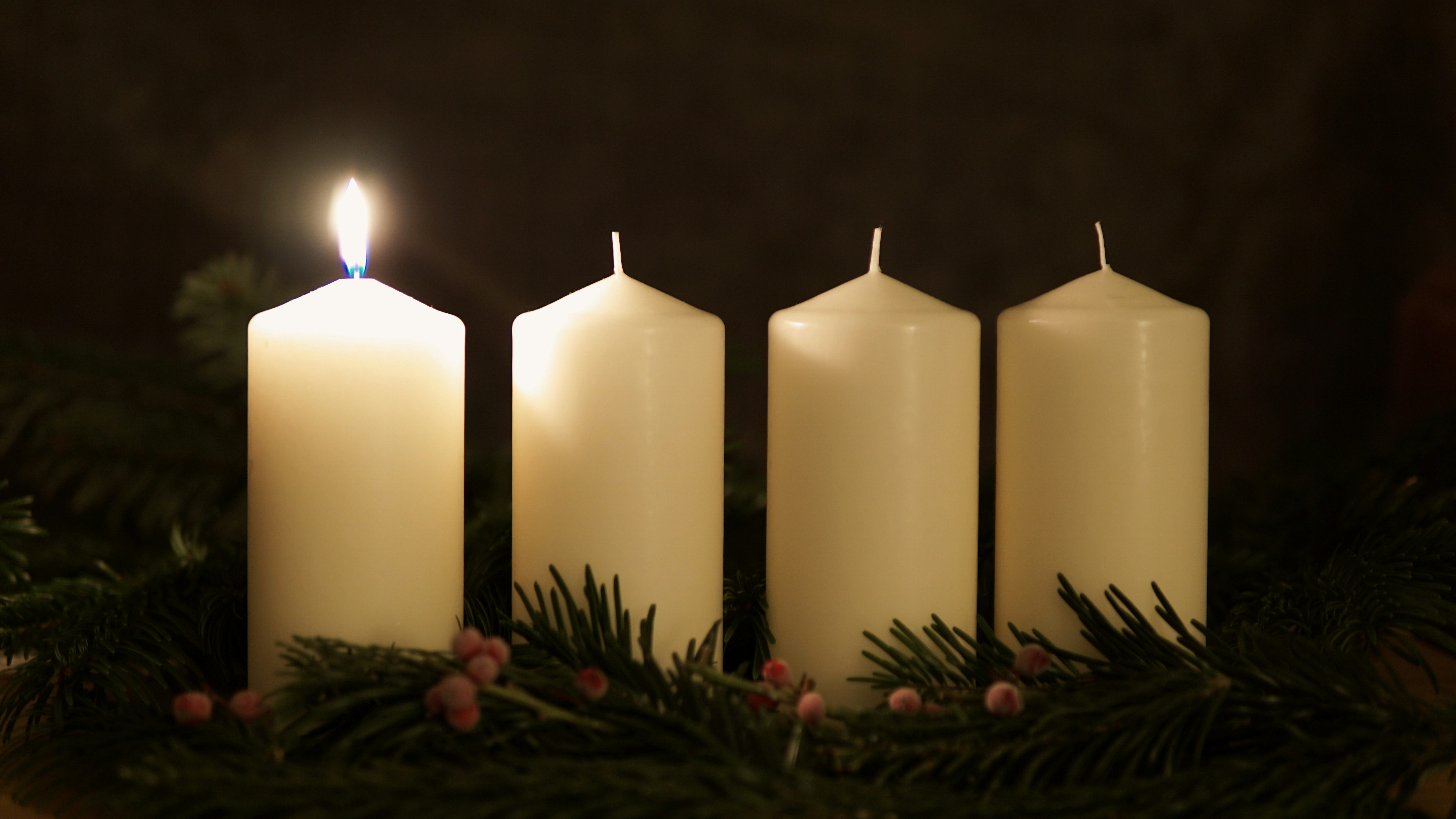 Adventtikynttelikkö.