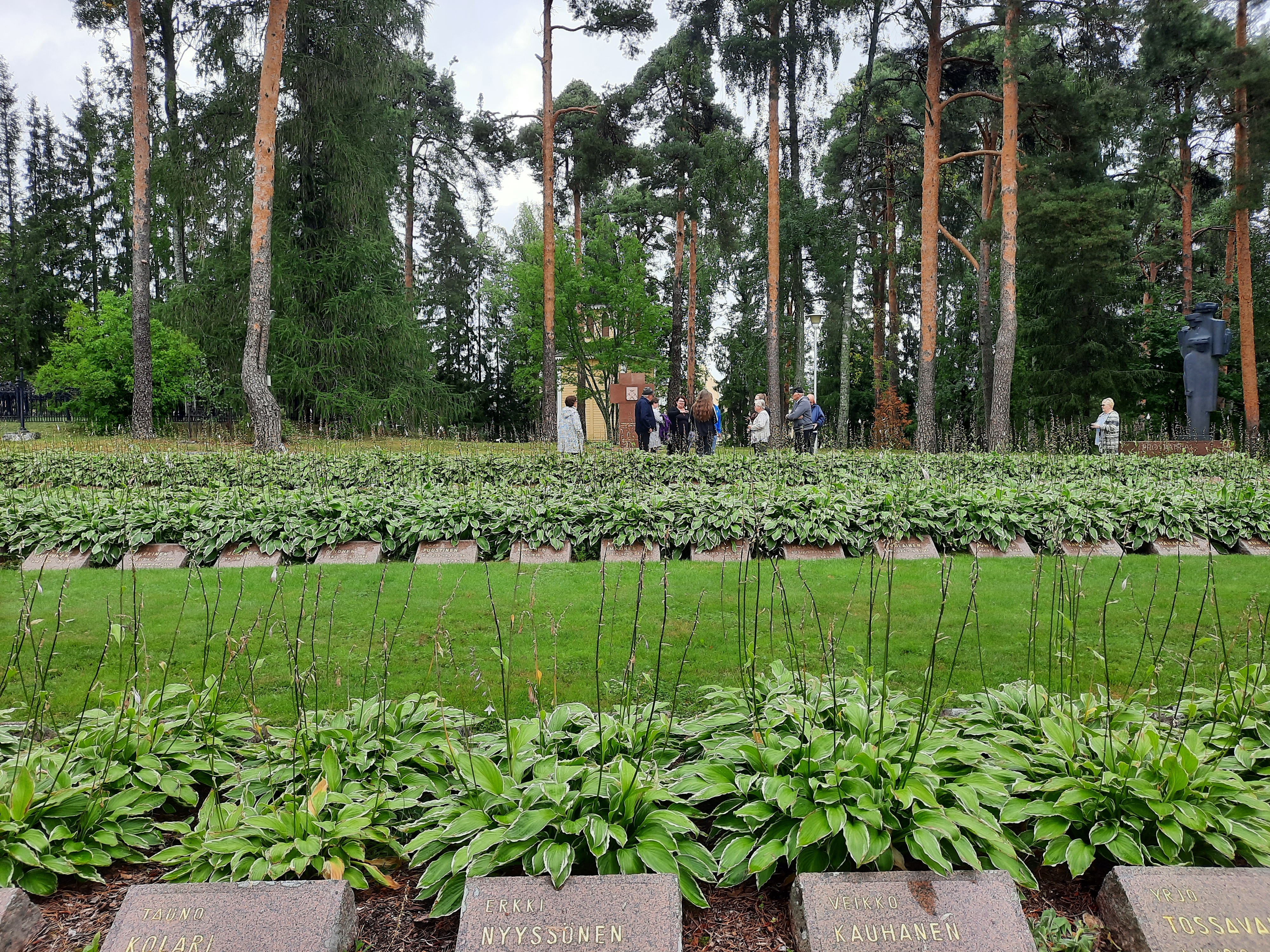 Pirtinniemen hautausmaa.