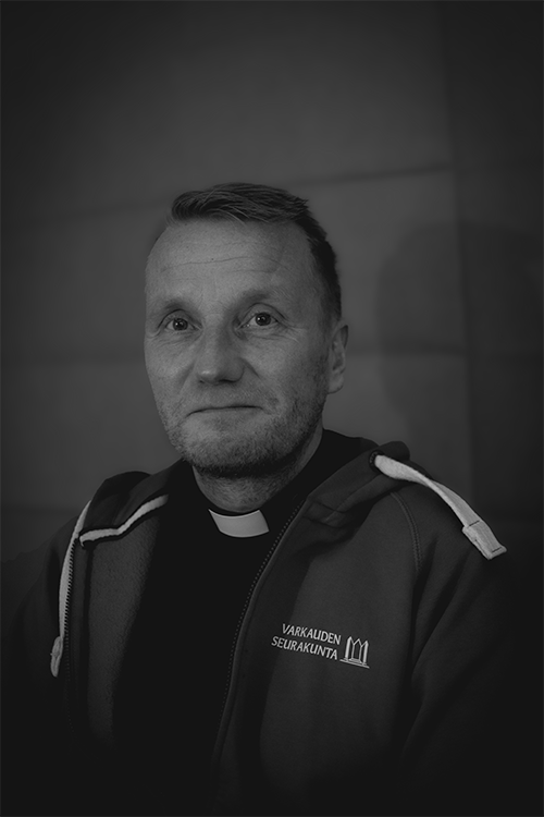 46. Jarkko Piippo, Kirkkoherra. (RK)