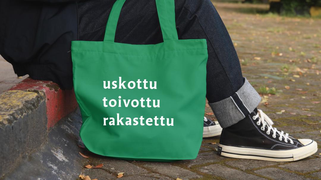 Uskottu, toivottu, rakastettu.